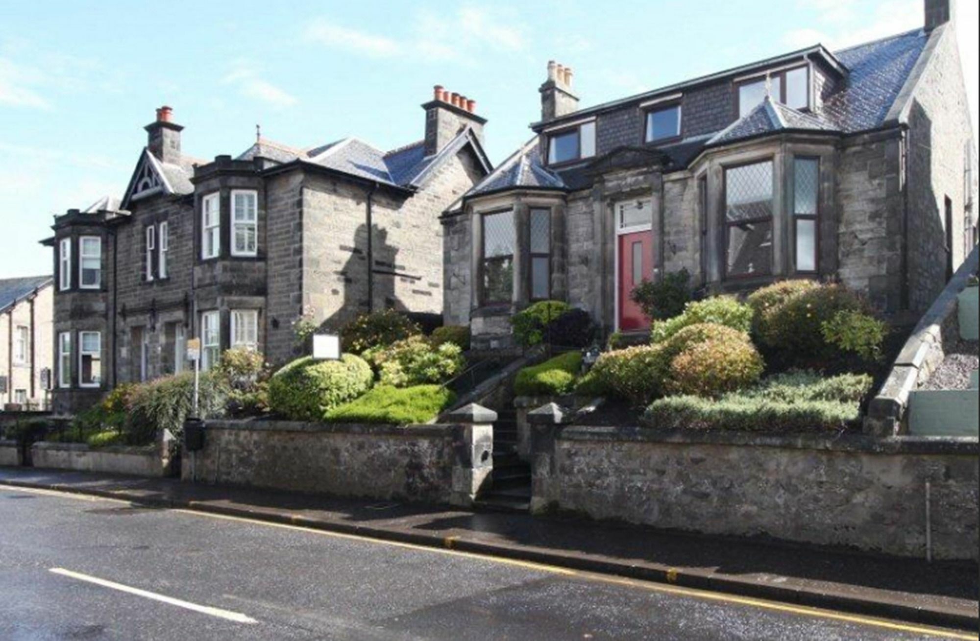 Pilmuir Street Guest House ดันเฟิร์มลิน ภายนอก รูปภาพ